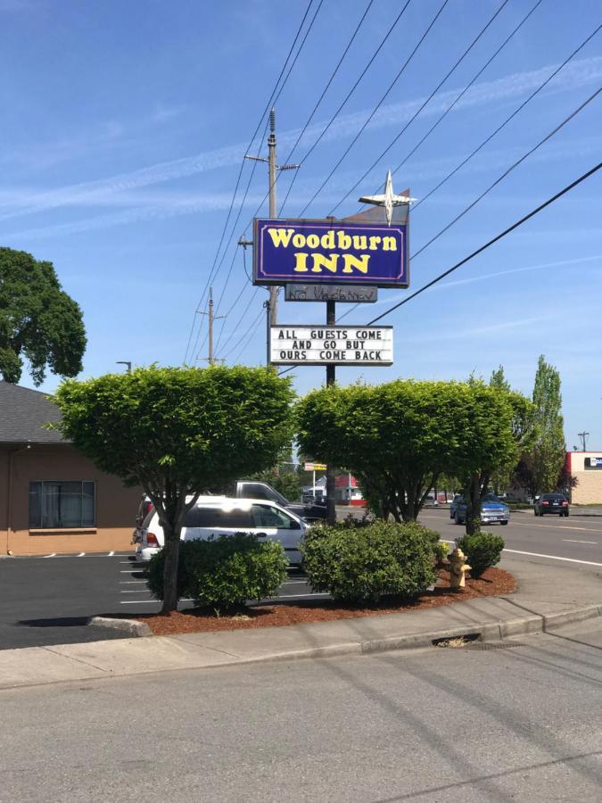 Woodburn Inn Экстерьер фото